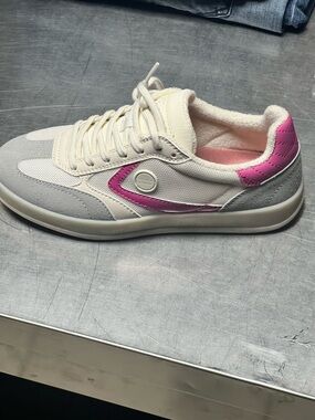 Scotch & Soda Cream and Pink Low-Top Women's Sneakers